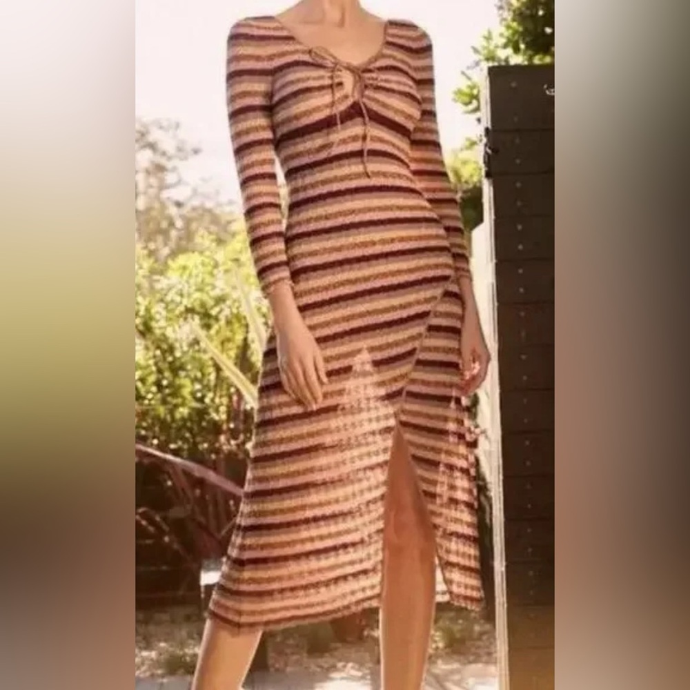 Misa Los Angeles ‘Delfina’ Striped Metallic Keyhole Knit Dress